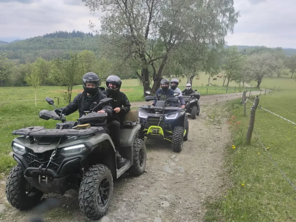 Wycieczka na Quadach w górach